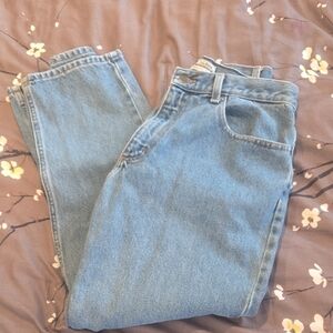 L.L. Bean Women's Straight Leg Jeans in Light Blue Denim